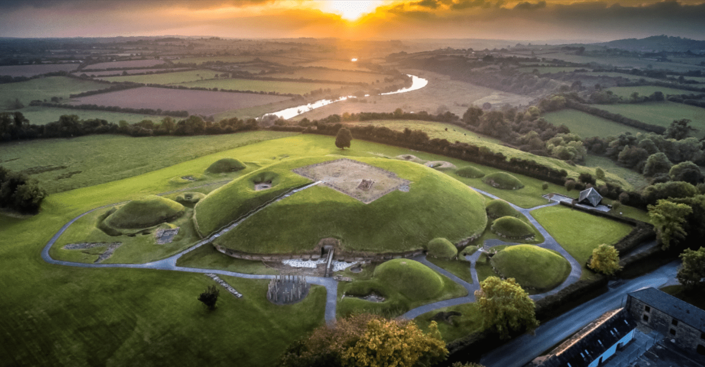 Ancient Passage Tombs of Newgrange and Knowth in the Brú na Bóinne Complex